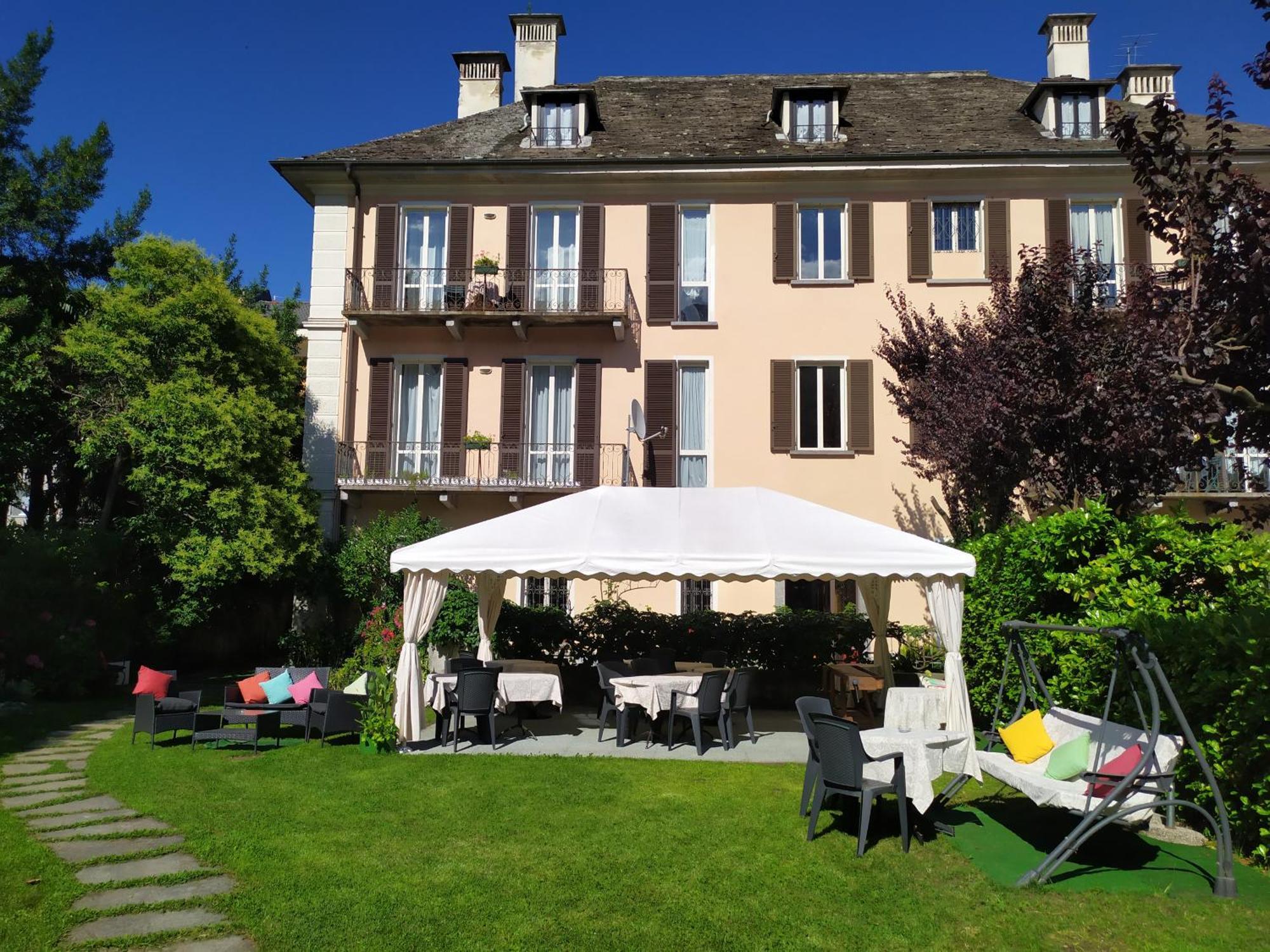 Bed & Breakfast Tiffany Domodossola Exterior photo